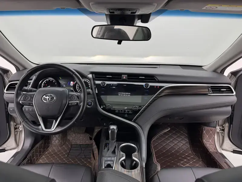 2019 Toyota Camry с пробегом 50 900 км
