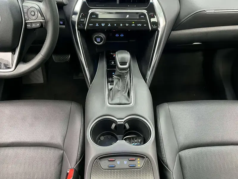 2022 Toyota Venza с пробегом 45 900 км