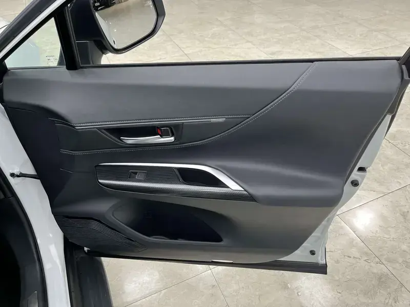 2022 Toyota Venza с пробегом 45 900 км