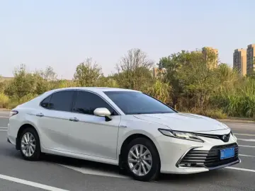 2021 Toyota Camry с пробегом 90 000 км