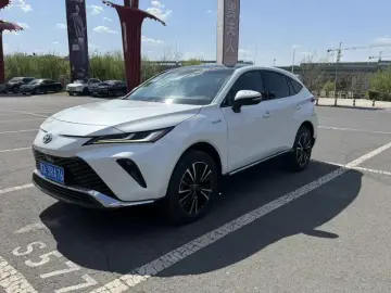 2022 Toyota Venza с пробегом 11 000 км