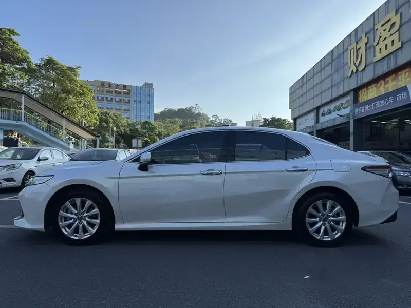 2019 Toyota Camry с пробегом 78 000 км