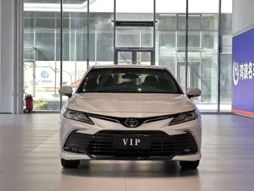 2021 Toyota Camry с пробегом 19 000 км