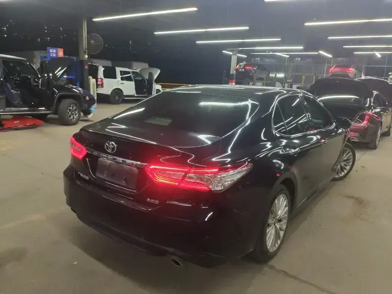 2019 Toyota Camry с пробегом 76 000 км