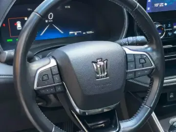 2022 Toyota Crown Kluger с пробегом 92 000 км