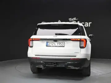 2024 Ford Explorer с пробегом 8 976 км