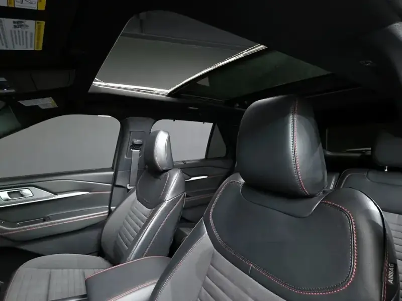 2024 Ford Explorer с пробегом 8 976 км