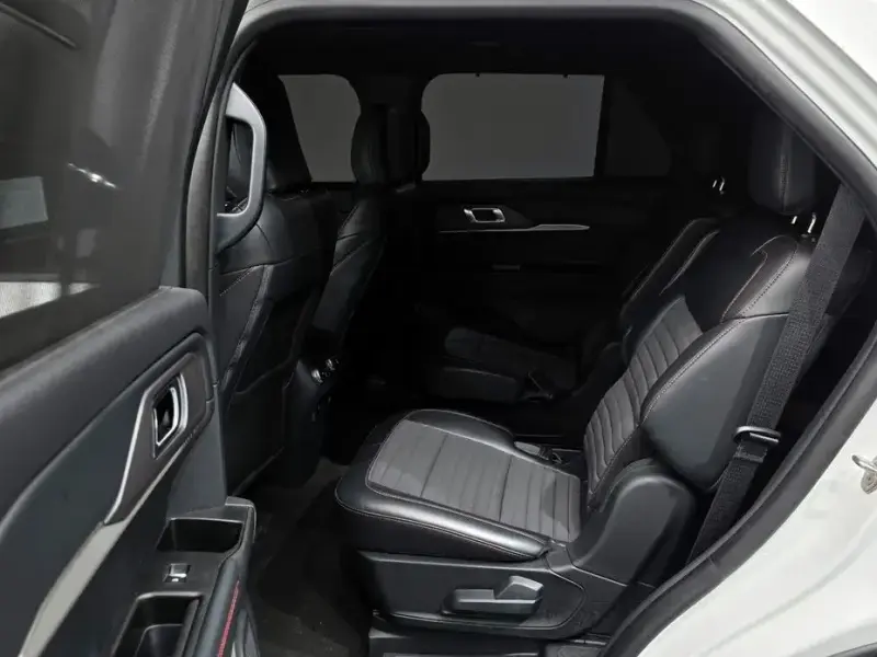 2024 Ford Explorer с пробегом 8 976 км