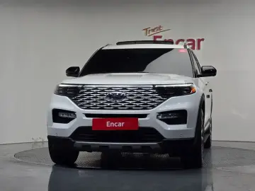 2023 Ford Explorer с пробегом 16 055 км