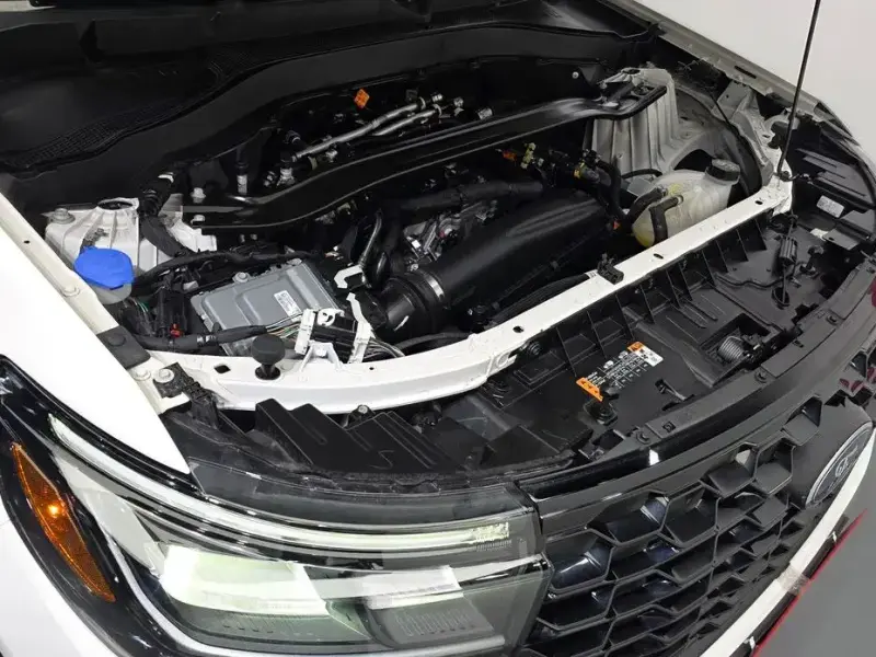2025 Ford Explorer с пробегом 14 854 км