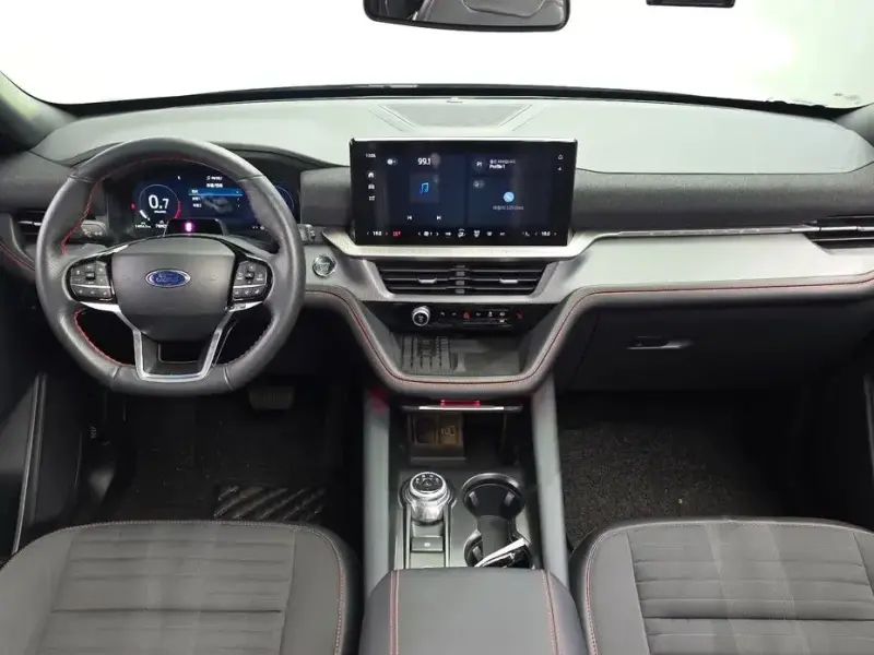 2025 Ford Explorer с пробегом 14 854 км