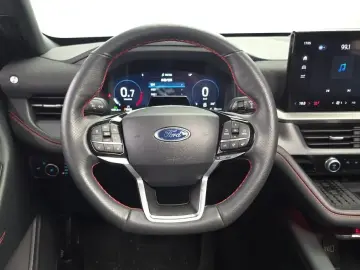 2025 Ford Explorer с пробегом 14 854 км