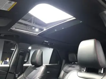 2025 Ford Explorer с пробегом 14 854 км