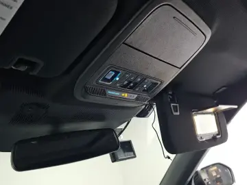 2025 Ford Explorer с пробегом 17 982 км