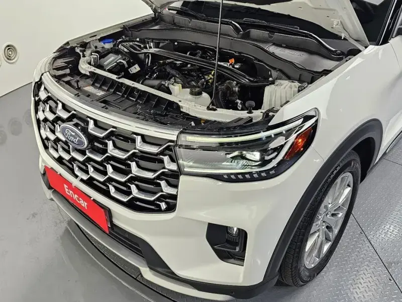 2025 Ford Explorer с пробегом 17 952 км