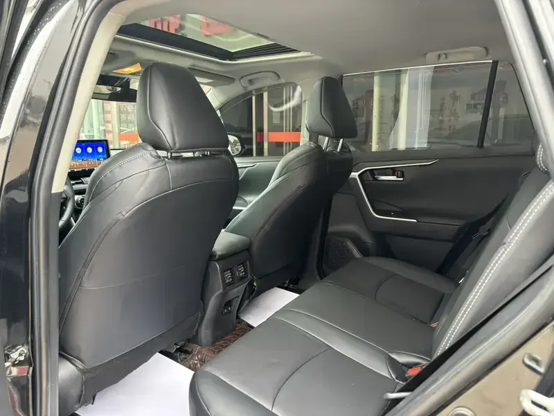 2021 Toyota Wildlander с пробегом 50 100 км