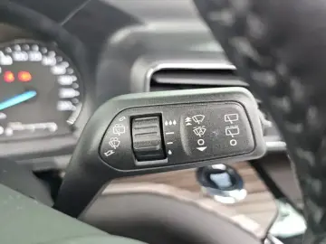 2023 Ford Explorer с пробегом 34 366 км