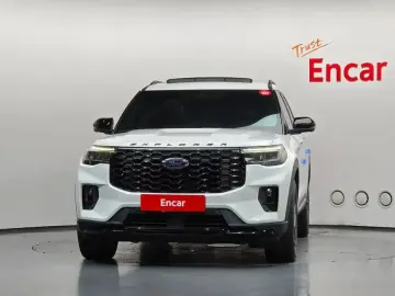 2024 Ford Explorer с пробегом 27 569 км