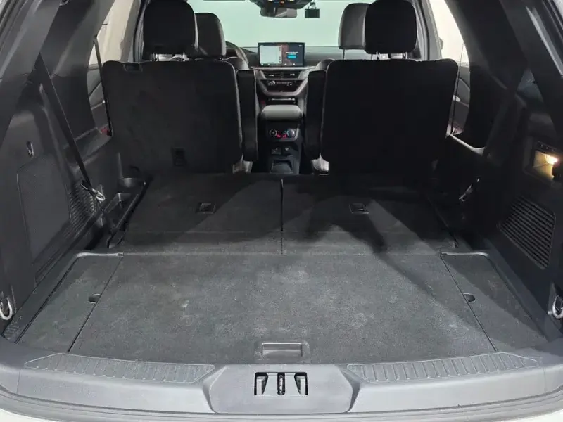 2024 Ford Explorer с пробегом 27 569 км