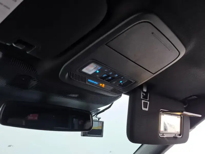 2024 Ford Explorer с пробегом 27 569 км