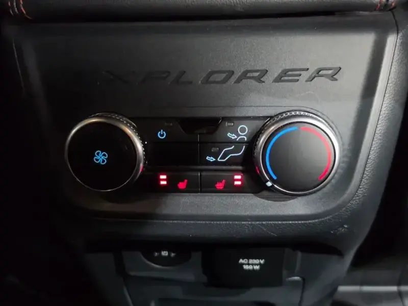 2024 Ford Explorer с пробегом 27 569 км