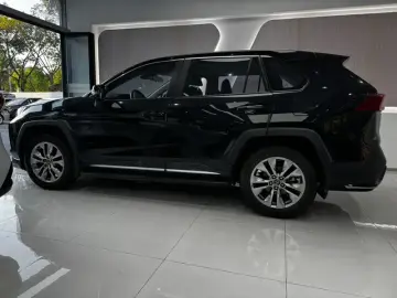 2021 Toyota Wildlander с пробегом 103 200 км