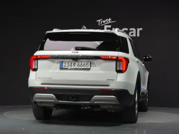 2025 Ford Explorer с пробегом 24 625 км