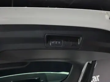 2025 Ford Explorer с пробегом 24 625 км