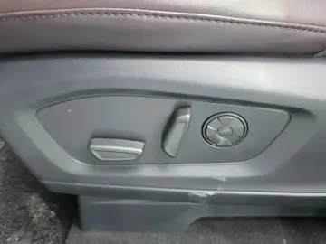 2025 Ford Explorer с пробегом 24 625 км