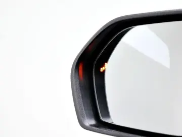 2025 Ford Explorer с пробегом 11 923 км