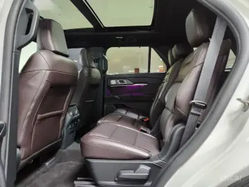 2024 Ford Explorer с пробегом 21 736 км
