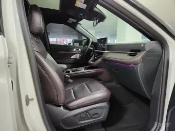 2024 Ford Explorer с пробегом 21 736 км