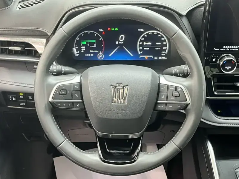 2024 Toyota Crown Kluger с пробегом 29 000 км