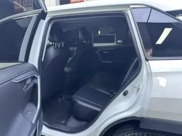 2022 Toyota Wildlander с пробегом 79 900 км