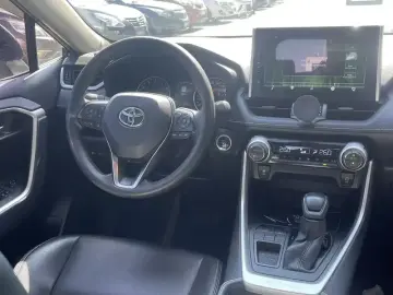 2020 Toyota Wildlander с пробегом 61 000 км