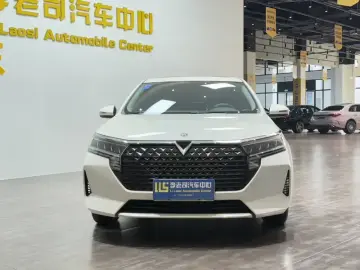 2021 Venucia D60 с пробегом 18 000 км