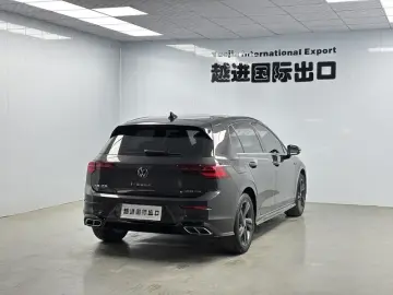 2023 Volkswagen Golf с пробегом 26 000 км