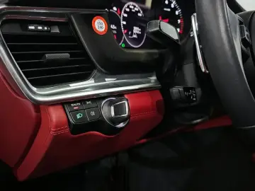 2022 Porsche Panamera с пробегом 35 094 км