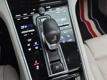 2021 Porsche Panamera с пробегом 48 254 км