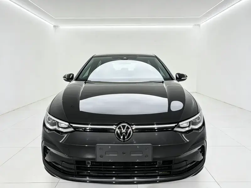 2021 Volkswagen Golf с пробегом 19 000 км