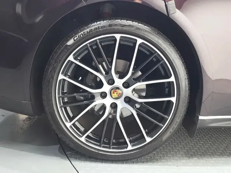 2021 Porsche Panamera с пробегом 15 222 км