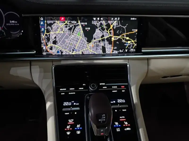 2021 Porsche Panamera с пробегом 15 222 км