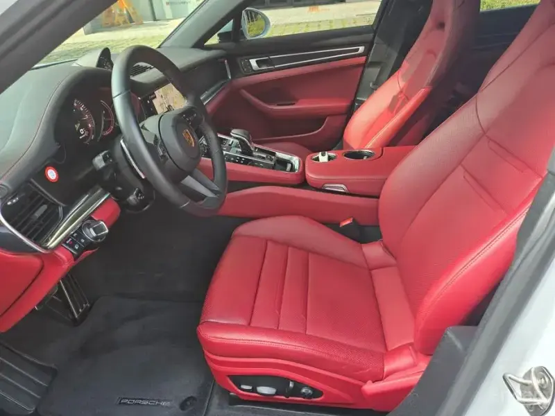2022 Porsche Panamera с пробегом 18 378 км
