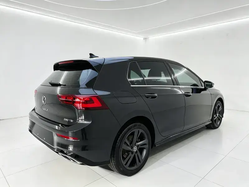 2021 Volkswagen Golf с пробегом 19 000 км