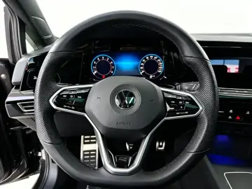 2021 Volkswagen Golf с пробегом 19 000 км