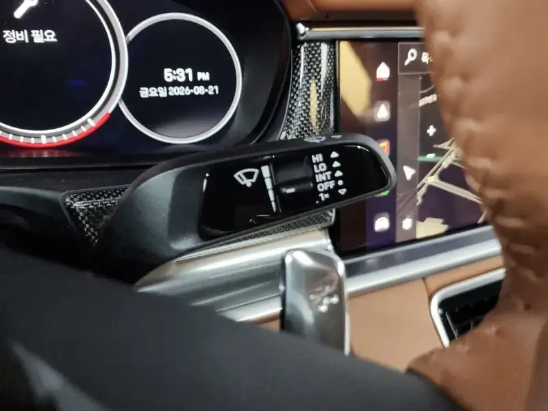 2023 Porsche Panamera с пробегом 10 673 км