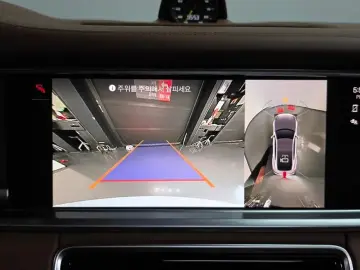 2023 Porsche Panamera с пробегом 15 892 км