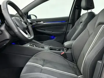 2021 Volkswagen Golf с пробегом 19 000 км