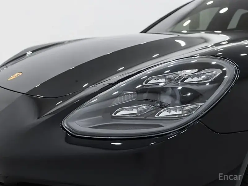 2023 Porsche Panamera с пробегом 7 170 км