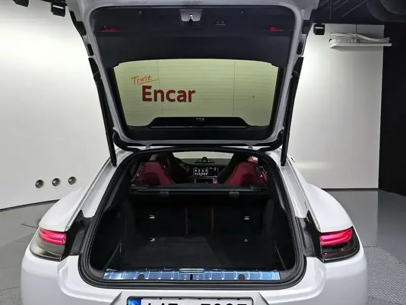 2022 Porsche Panamera с пробегом 3 016 км